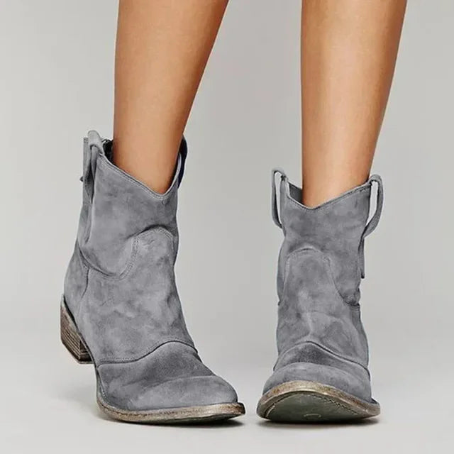 Jessa - Orthopedic Boots