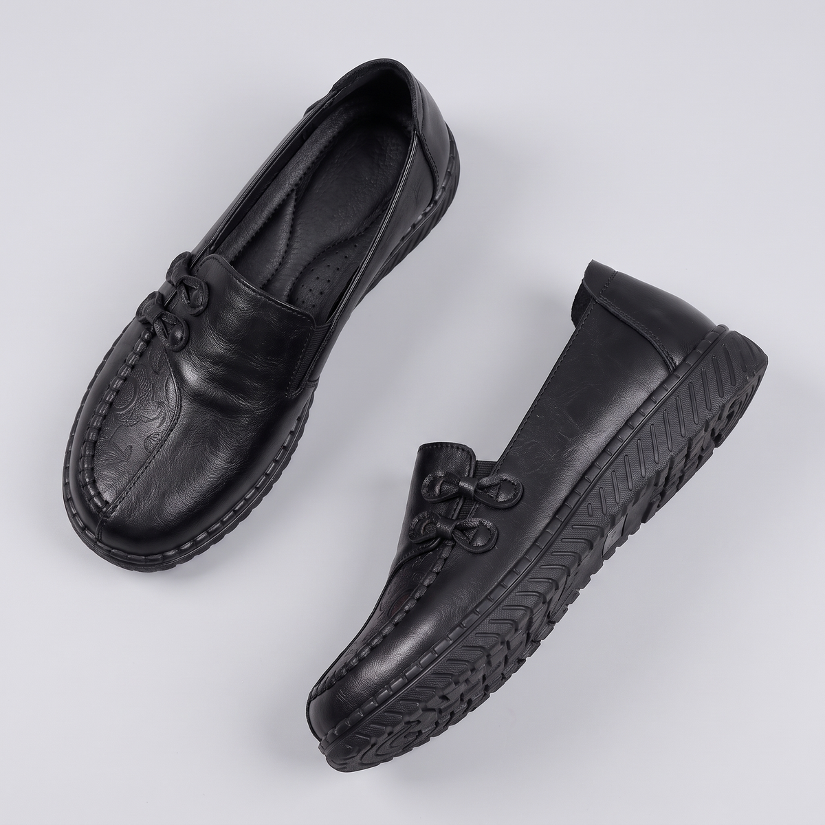 ANDREA | CLASSIC LEATHER LOAFERS